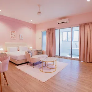 Pink , George Town Malaisie